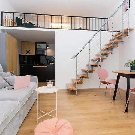 Center - Granary Island By Apartmore * 格但斯克