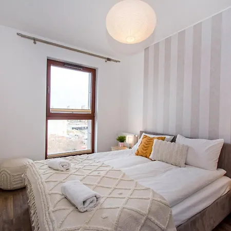 شقة Center - Granary Island By Apartmore