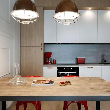 Center - Granary Island By Apartmore شقة