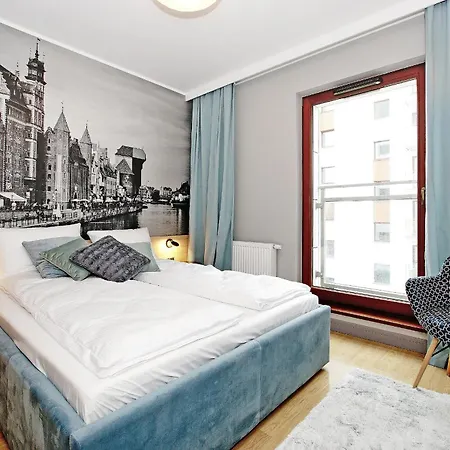 Center - Granary Island By Apartmore * غدانسك