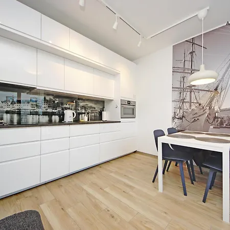Center - Granary Island By Apartmore شقة