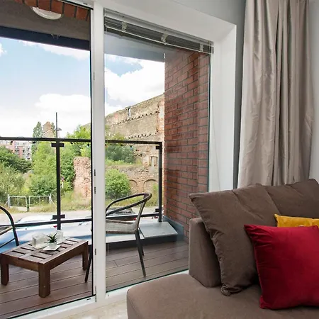 شقة Center - Granary Island By Apartmore