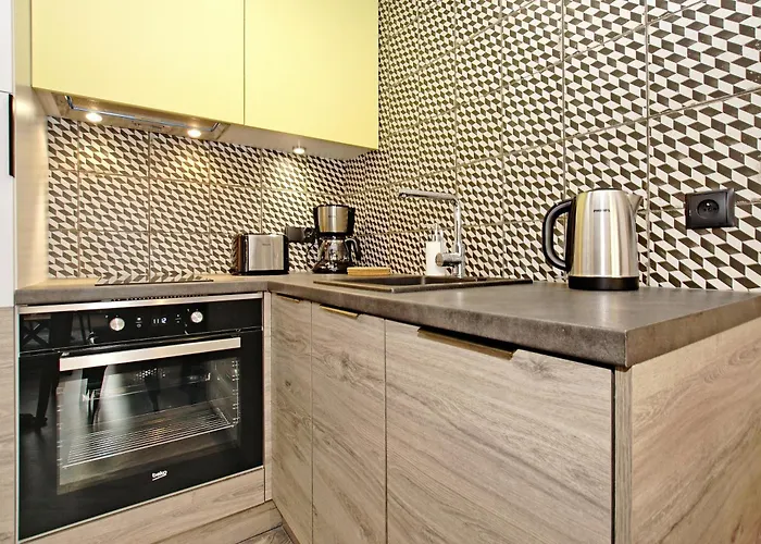 Center - Granary Island By Apartmore Apartment