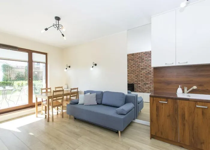 Center - Granary Island By Apartmore