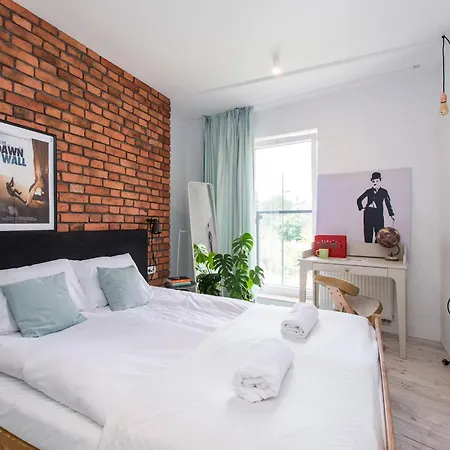 Apartment Center - Granary Island By Apartmore *