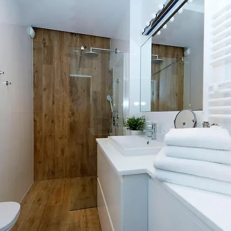 Center - Granary Island By Apartmore Gdansk